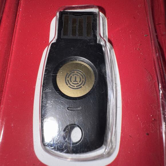 FIDO Security Key TrustKey T110 FIDO2 U2F Two Factor Authentication USB Key Type - Picture 2 of 4